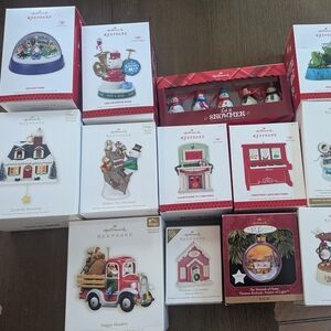 Hallmark Keepsake Holiday Ornament Collection